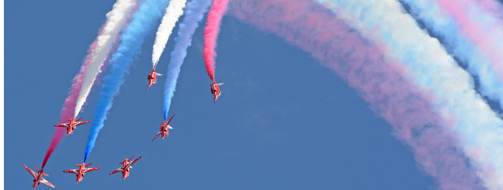 Avions dans le ciel